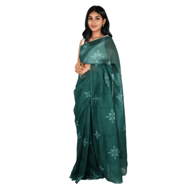 Elegant Green Chanderi Silk Saree with Floral Motifs