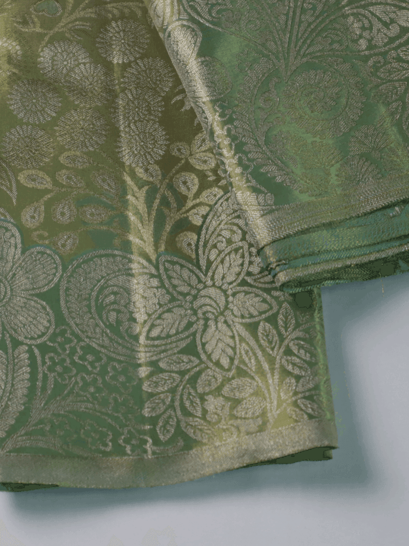 Kanjeevaram Silk Saree – Light Green with Silver Zari Floral Pallu – Handwoven Traditional Wedding Saree - Image 2